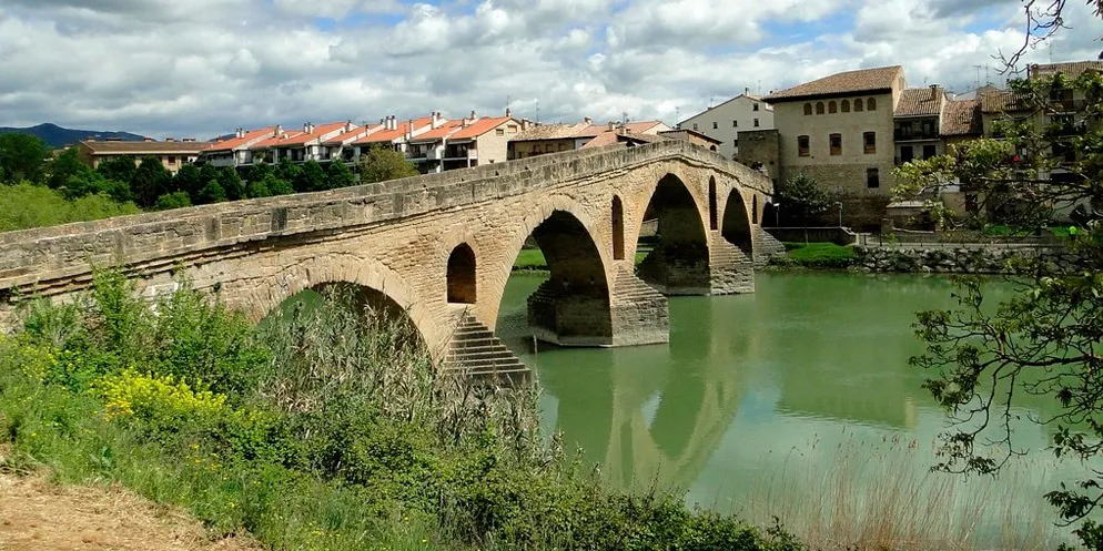 Puente románico de Puente la Reina